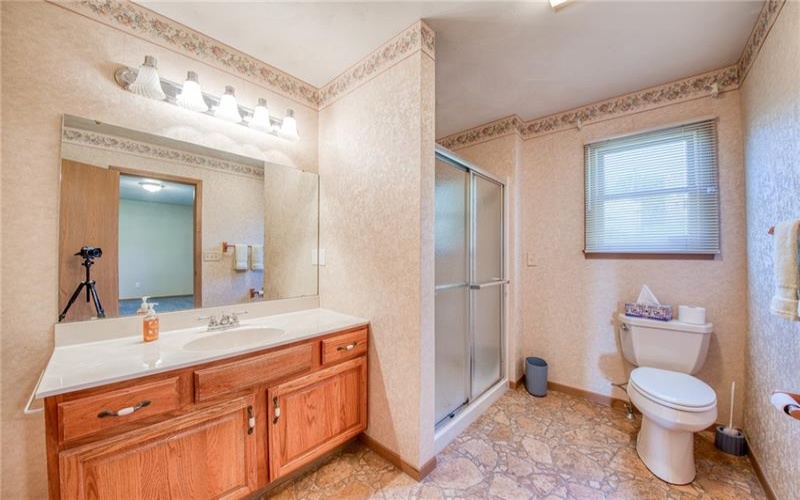 209 Falcon Ridge DRIVE, New Kensington, 15068, 3 Bedrooms Bedrooms, 9 Rooms Rooms,3 BathroomsBathrooms,Residential,For Sale,Falcon Ridge,1749550