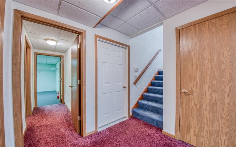 209 Falcon Ridge DRIVE, New Kensington, 15068, 3 Bedrooms Bedrooms, 9 Rooms Rooms,3 BathroomsBathrooms,Residential,For Sale,Falcon Ridge,1749550