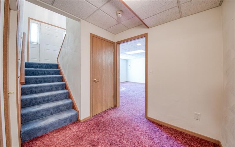 209 Falcon Ridge DRIVE, New Kensington, 15068, 3 Bedrooms Bedrooms, 9 Rooms Rooms,3 BathroomsBathrooms,Residential,For Sale,Falcon Ridge,1749550