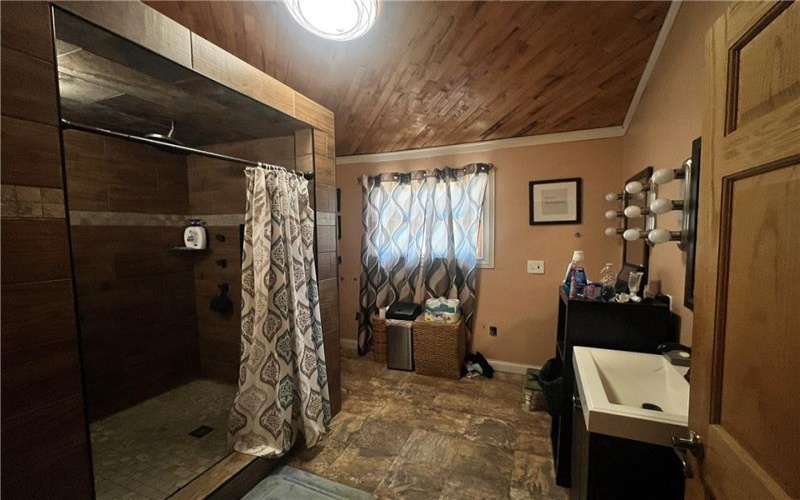 5815 Route 711, New Florence, 15944, 4 Bedrooms Bedrooms, 9 Rooms Rooms,2 BathroomsBathrooms,Residential,For Sale,Route 711,1747748
