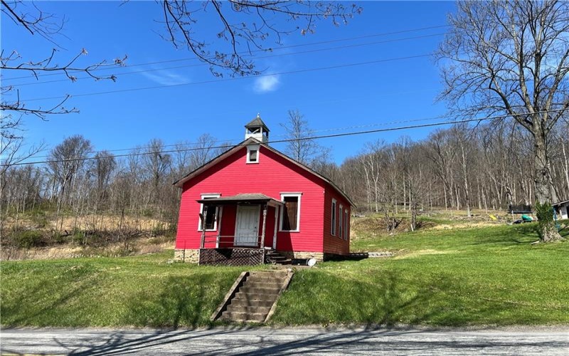 5815 Route 711, New Florence, 15944, 4 Bedrooms Bedrooms, 9 Rooms Rooms,2 BathroomsBathrooms,Residential,For Sale,Route 711,1747748