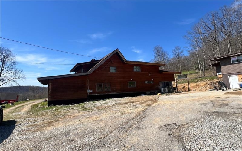 5815 Route 711, New Florence, 15944, 4 Bedrooms Bedrooms, 9 Rooms Rooms,2 BathroomsBathrooms,Residential,For Sale,Route 711,1747748