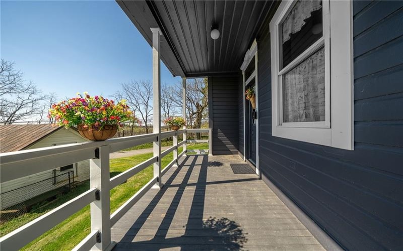 580 Green Valley, Eighty Four, 15330, 4 Bedrooms Bedrooms, 10 Rooms Rooms,2 BathroomsBathrooms,Residential,For Sale,Green Valley,1747771