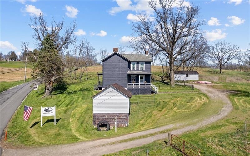 580 Green Valley, Eighty Four, 15330, 4 Bedrooms Bedrooms, 10 Rooms Rooms,2 BathroomsBathrooms,Residential,For Sale,Green Valley,1747771