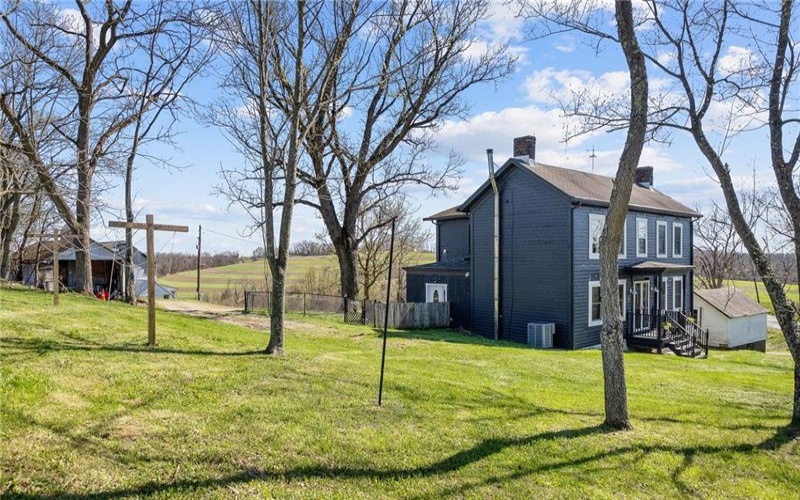 580 Green Valley, Eighty Four, 15330, 4 Bedrooms Bedrooms, 10 Rooms Rooms,2 BathroomsBathrooms,Residential,For Sale,Green Valley,1747771