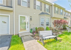 303 Winners Cir, Canonsburg, 15317, 3 Bedrooms Bedrooms, 6 Rooms Rooms,2.1 BathroomsBathrooms,Residential,For Sale,Winners Cir,1749553