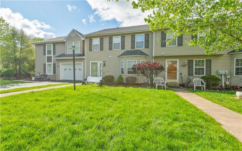 303 Winners Cir, Canonsburg, 15317, 3 Bedrooms Bedrooms, 6 Rooms Rooms,2.1 BathroomsBathrooms,Residential,For Sale,Winners Cir,1749553