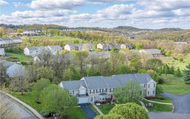 303 Winners Cir, Canonsburg, 15317, 3 Bedrooms Bedrooms, 6 Rooms Rooms,2.1 BathroomsBathrooms,Residential,For Sale,Winners Cir,1749553