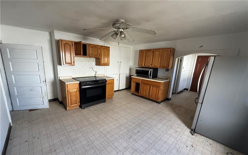 151-152 Meadow Street, Westland, 15378, 4 Bedrooms Bedrooms, ,2 BathroomsBathrooms,Residential,For Sale,Meadow Street,1749575
