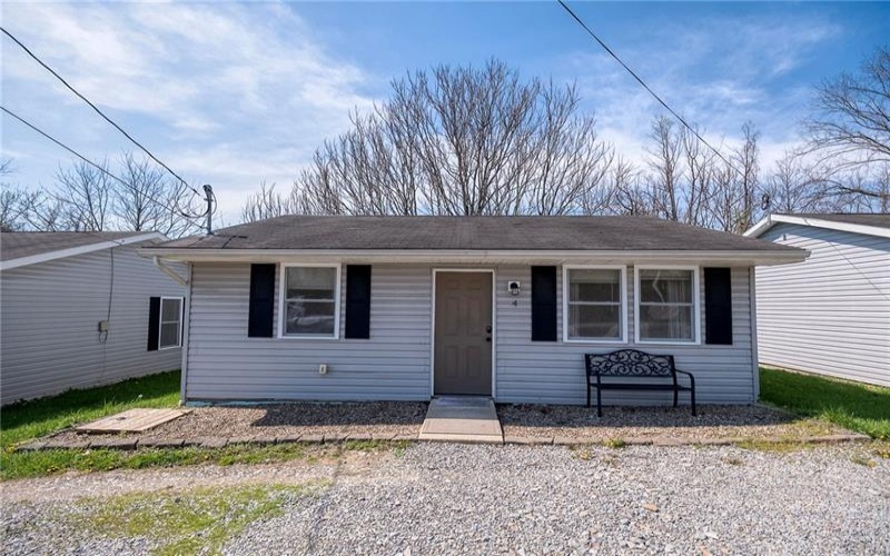 249 Washington Rd., Waynesburg, 15370, 1 Bedroom Bedrooms, ,1 BathroomBathrooms,Residential,For Sale,Washington Rd.,1747809