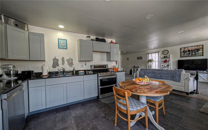 249 Washington Rd., Waynesburg, 15370, 1 Bedroom Bedrooms, ,1 BathroomBathrooms,Residential,For Sale,Washington Rd.,1747809