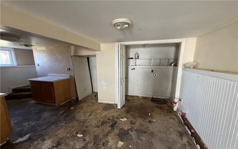 629 1/2 Broad Street, Washington, 15301, 2 Bedrooms Bedrooms, ,1 BathroomBathrooms,Residential,For Sale,Broad Street,1749580