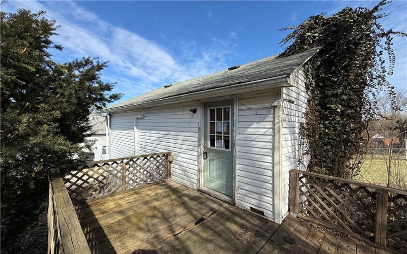 629 1/2 Broad Street, Washington, 15301, 2 Bedrooms Bedrooms, ,1 BathroomBathrooms,Residential,For Sale,Broad Street,1749580