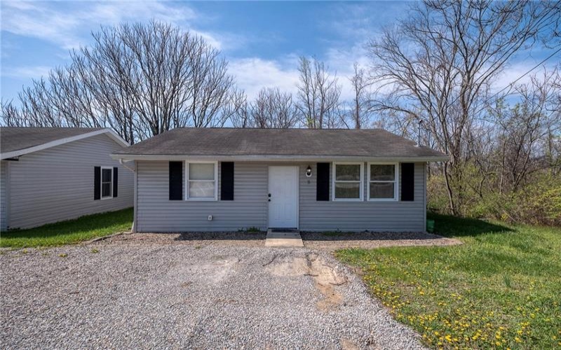 249 Washington Rd., Waynesburg, 15370, 2 Bedrooms Bedrooms, ,1 BathroomBathrooms,Residential,For Sale,Washington Rd.,1747810