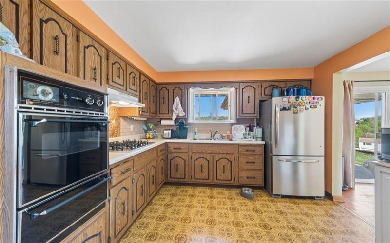 154 Manchester Drive, Irwin, 15642, 3 Bedrooms Bedrooms, 9 Rooms Rooms,2 BathroomsBathrooms,Residential,For Sale,Manchester Drive,1749584