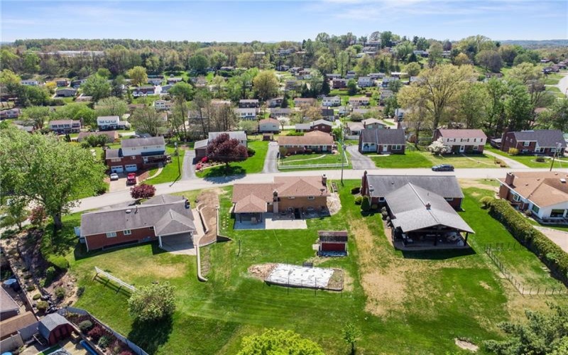 154 Manchester Drive, Irwin, 15642, 3 Bedrooms Bedrooms, 9 Rooms Rooms,2 BathroomsBathrooms,Residential,For Sale,Manchester Drive,1749584
