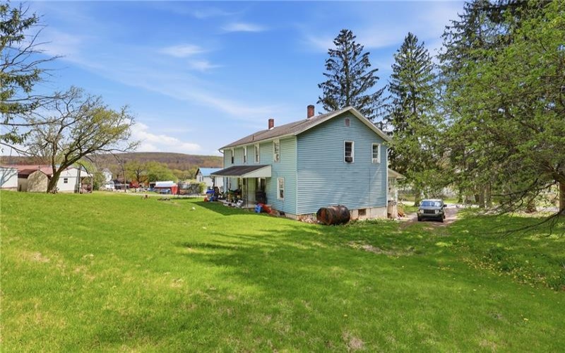 132 Waterloo Street, Friedens, 15541, ,Multi-unit,For Sale,Waterloo Street,1749587