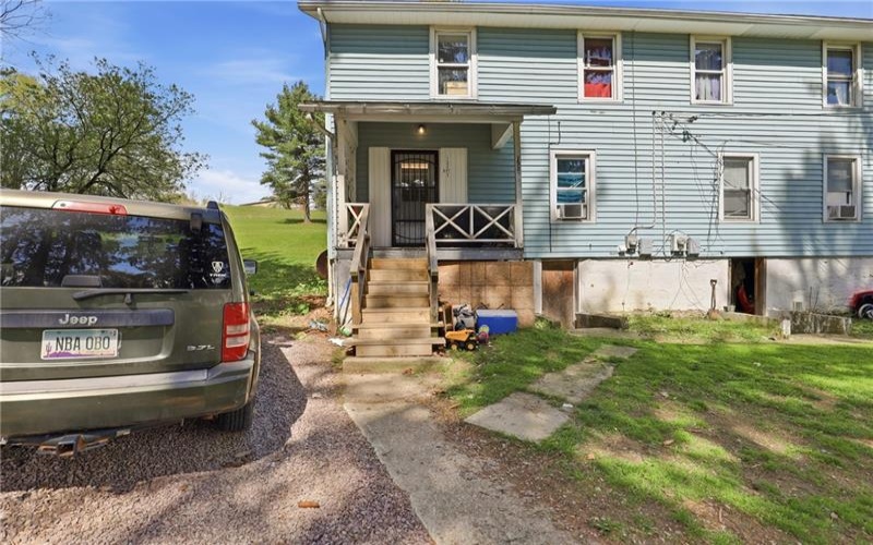 132 Waterloo Street, Friedens, 15541, ,Multi-unit,For Sale,Waterloo Street,1749587