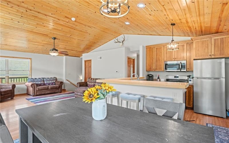 100 First Street, Confluence, 15424, 3 Bedrooms Bedrooms, ,2 BathroomsBathrooms,Residential,For Sale,First Street,1749609
