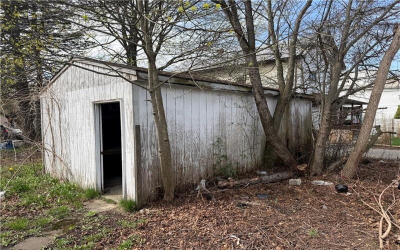 434 Center Ave, Somerset, 15501, 4 Bedrooms Bedrooms, ,2 BathroomsBathrooms,Residential,For Sale,Center Ave,1747843