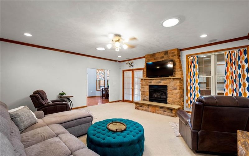 117 Clare Dr, Perryopolis, 15473, 4 Bedrooms Bedrooms, 10 Rooms Rooms,3.1 BathroomsBathrooms,Residential,For Sale,Clare Dr,1749633