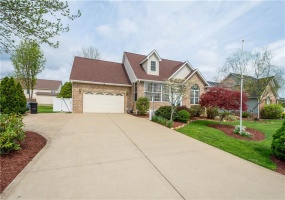 117 Clare Dr, Perryopolis, 15473, 4 Bedrooms Bedrooms, 10 Rooms Rooms,3.1 BathroomsBathrooms,Residential,For Sale,Clare Dr,1749633
