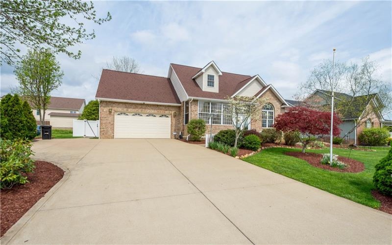 117 Clare Dr, Perryopolis, 15473, 4 Bedrooms Bedrooms, 10 Rooms Rooms,3.1 BathroomsBathrooms,Residential,For Sale,Clare Dr,1749633