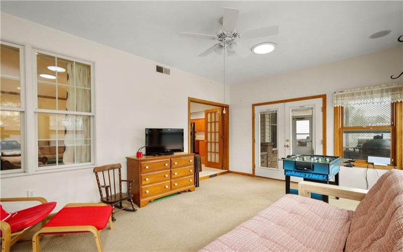 117 Clare Dr, Perryopolis, 15473, 4 Bedrooms Bedrooms, 10 Rooms Rooms,3.1 BathroomsBathrooms,Residential,For Sale,Clare Dr,1749633