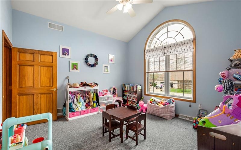 117 Clare Dr, Perryopolis, 15473, 4 Bedrooms Bedrooms, 10 Rooms Rooms,3.1 BathroomsBathrooms,Residential,For Sale,Clare Dr,1749633