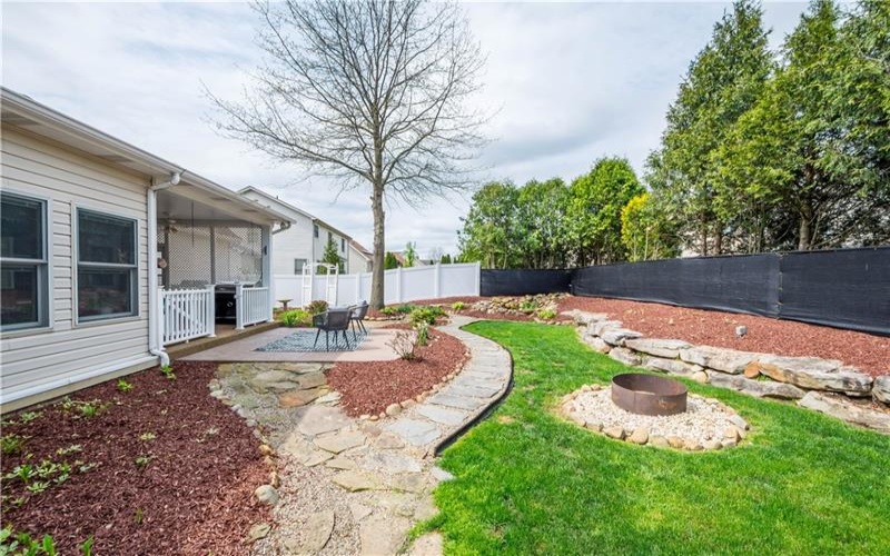117 Clare Dr, Perryopolis, 15473, 4 Bedrooms Bedrooms, 10 Rooms Rooms,3.1 BathroomsBathrooms,Residential,For Sale,Clare Dr,1749633