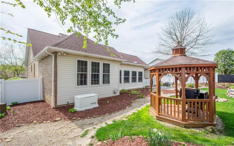 117 Clare Dr, Perryopolis, 15473, 4 Bedrooms Bedrooms, 10 Rooms Rooms,3.1 BathroomsBathrooms,Residential,For Sale,Clare Dr,1749633