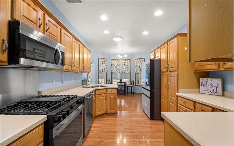 117 Clare Dr, Perryopolis, 15473, 4 Bedrooms Bedrooms, 10 Rooms Rooms,3.1 BathroomsBathrooms,Residential,For Sale,Clare Dr,1749633