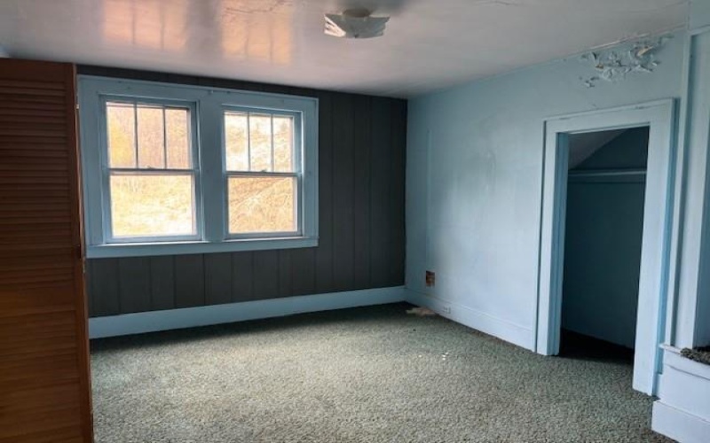 84 Union St, Brownsville, 15417, 4 Bedrooms Bedrooms, 8 Rooms Rooms,2 BathroomsBathrooms,Residential,For Sale,Union St,1749634