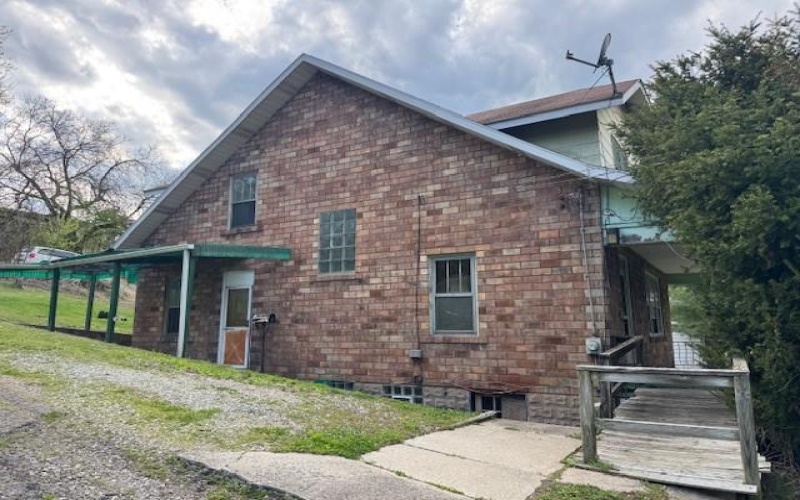 84 Union St, Brownsville, 15417, 4 Bedrooms Bedrooms, 8 Rooms Rooms,2 BathroomsBathrooms,Residential,For Sale,Union St,1749634