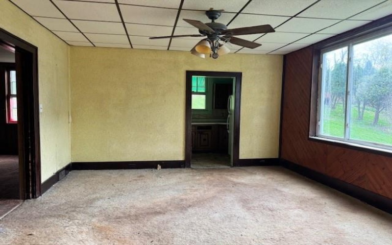 84 Union St, Brownsville, 15417, 4 Bedrooms Bedrooms, 8 Rooms Rooms,2 BathroomsBathrooms,Residential,For Sale,Union St,1749634