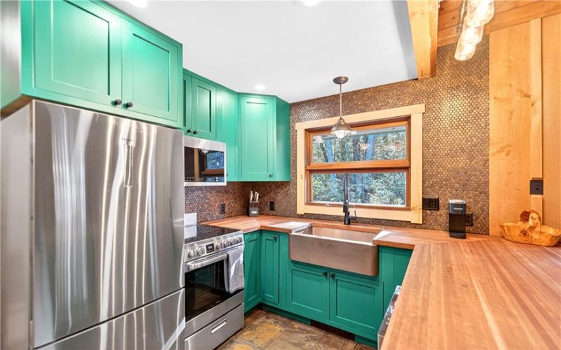 304 Clear Run Rd, Central City, 15926, 3 Bedrooms Bedrooms, ,3 BathroomsBathrooms,Residential,For Sale,Clear Run Rd,1749657