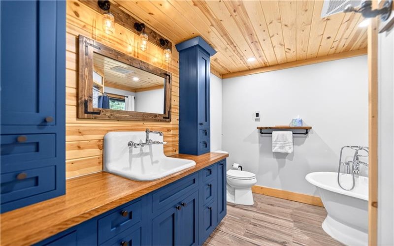 304 Clear Run Rd, Central City, 15926, 3 Bedrooms Bedrooms, ,3 BathroomsBathrooms,Residential,For Sale,Clear Run Rd,1749657