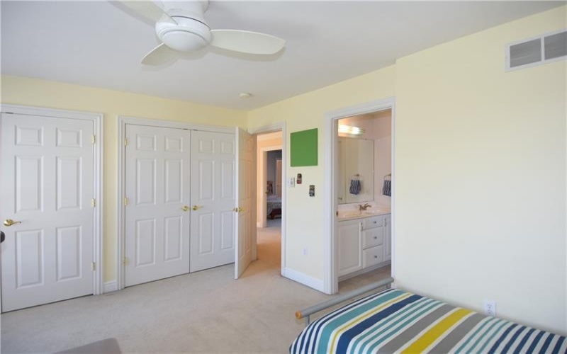 317 Abbey Brook Ln, Venetia, 15367, 4 Bedrooms Bedrooms, ,3.2 BathroomsBathrooms,Residential,For Sale,Abbey Brook Ln,1747932
