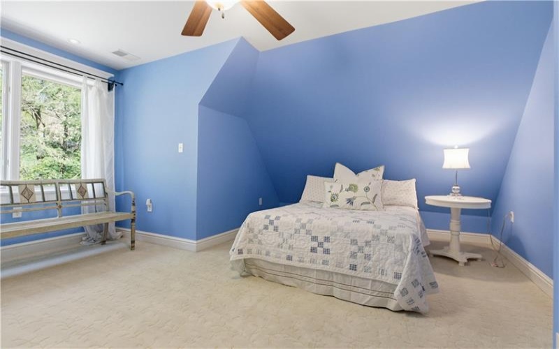29 Virginia Lane, Canonsburg, 15317, 3 Bedrooms Bedrooms, 10 Rooms Rooms,3.2 BathroomsBathrooms,Residential,For Sale,Virginia Lane,1749697