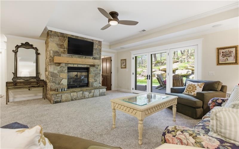 29 Virginia Lane, Canonsburg, 15317, 3 Bedrooms Bedrooms, 10 Rooms Rooms,3.2 BathroomsBathrooms,Residential,For Sale,Virginia Lane,1749697