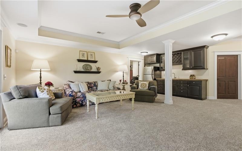 29 Virginia Lane, Canonsburg, 15317, 3 Bedrooms Bedrooms, 10 Rooms Rooms,3.2 BathroomsBathrooms,Residential,For Sale,Virginia Lane,1749697