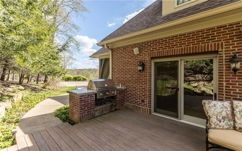 29 Virginia Lane, Canonsburg, 15317, 3 Bedrooms Bedrooms, 10 Rooms Rooms,3.2 BathroomsBathrooms,Residential,For Sale,Virginia Lane,1749697