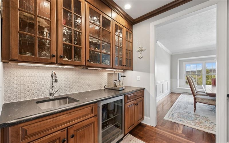 1141 Lauralynn Dr, Latrobe, 15650, 4 Bedrooms Bedrooms, 14 Rooms Rooms,3.2 BathroomsBathrooms,Residential,For Sale,Lauralynn Dr,1747952