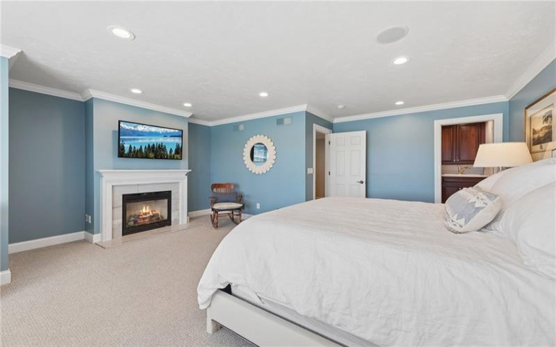 1141 Lauralynn Dr, Latrobe, 15650, 4 Bedrooms Bedrooms, 14 Rooms Rooms,3.2 BathroomsBathrooms,Residential,For Sale,Lauralynn Dr,1747952
