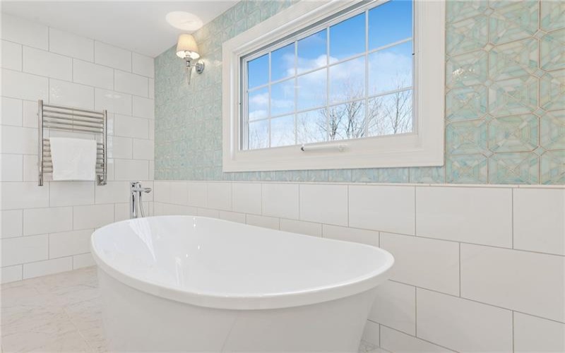 1141 Lauralynn Dr, Latrobe, 15650, 4 Bedrooms Bedrooms, 14 Rooms Rooms,3.2 BathroomsBathrooms,Residential,For Sale,Lauralynn Dr,1747952