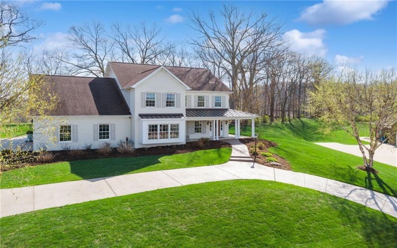1141 Lauralynn Dr, Latrobe, 15650, 4 Bedrooms Bedrooms, 14 Rooms Rooms,3.2 BathroomsBathrooms,Residential,For Sale,Lauralynn Dr,1747952