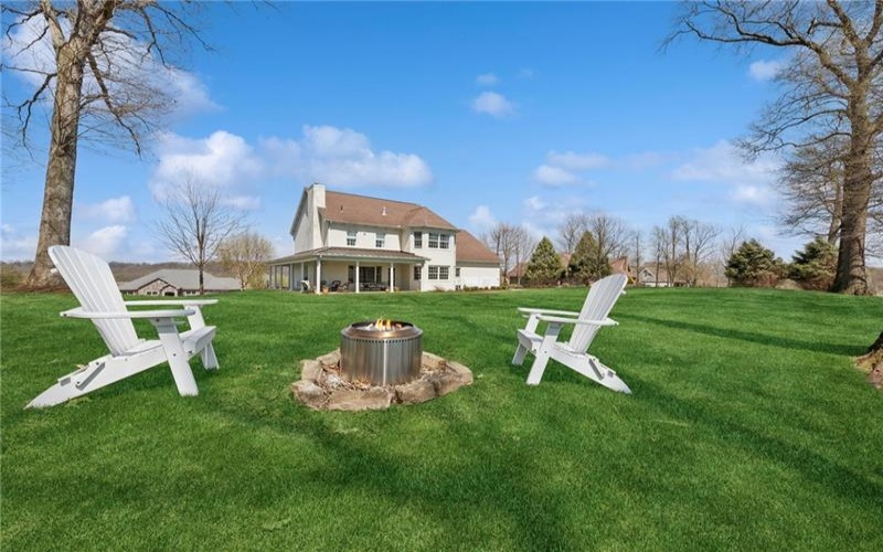 1141 Lauralynn Dr, Latrobe, 15650, 4 Bedrooms Bedrooms, 14 Rooms Rooms,3.2 BathroomsBathrooms,Residential,For Sale,Lauralynn Dr,1747952