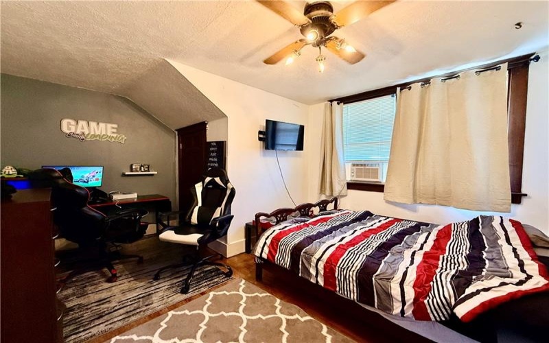 17 Johnson Rd, Houston, 15342, 3 Bedrooms Bedrooms, ,2 BathroomsBathrooms,Residential,For Sale,Johnson Rd,1747976