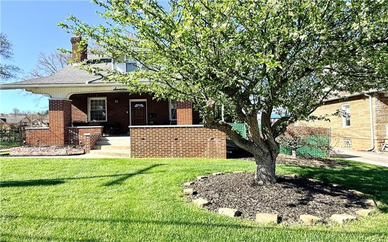 17 Johnson Rd, Houston, 15342, 3 Bedrooms Bedrooms, ,2 BathroomsBathrooms,Residential,For Sale,Johnson Rd,1747976