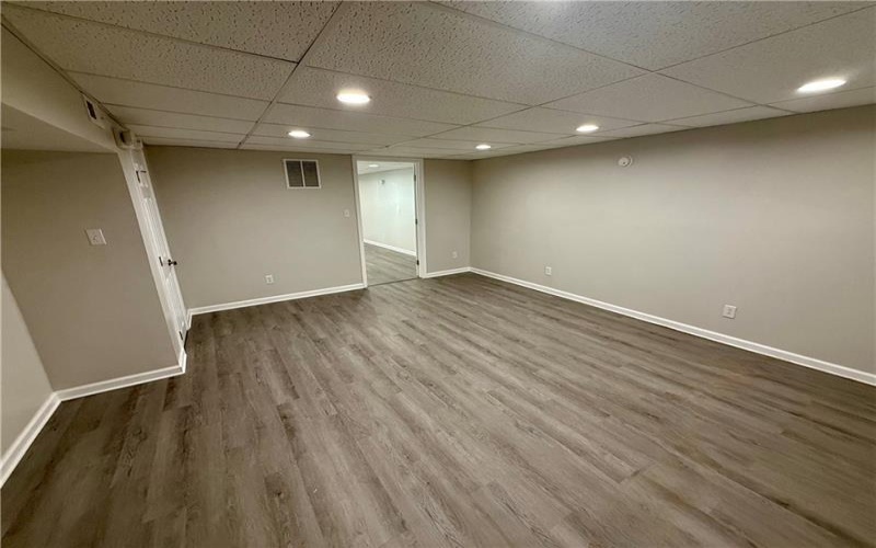 9 1/2-11 Church, Uniontown, 15401, ,Commercial-industrial-business,For Sale,Church,1747982